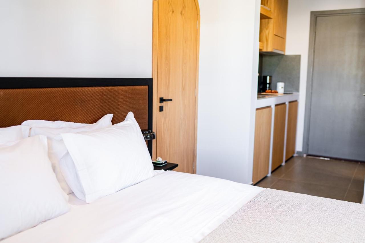 Andromeda Aparthotel Panormos  ภายนอก รูปภาพ